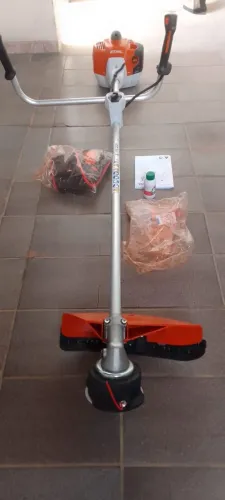 ROCADEIRA STIHL FS221