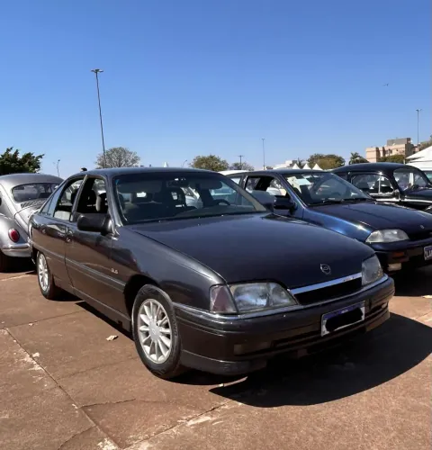 Chevrolet Omega GLS 2.2 / 2.0 (álcool) 1995