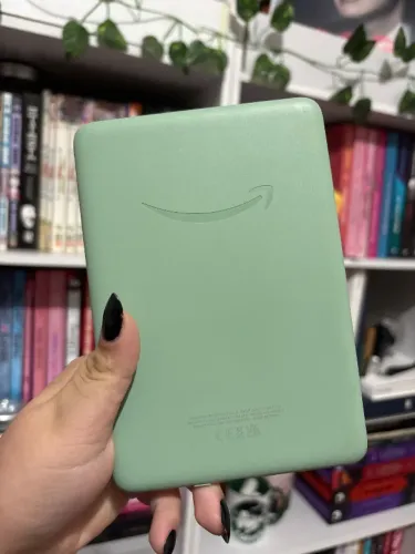 [PAUSADO/RESERVADO] Kindle 16 GB - Verde Matcha