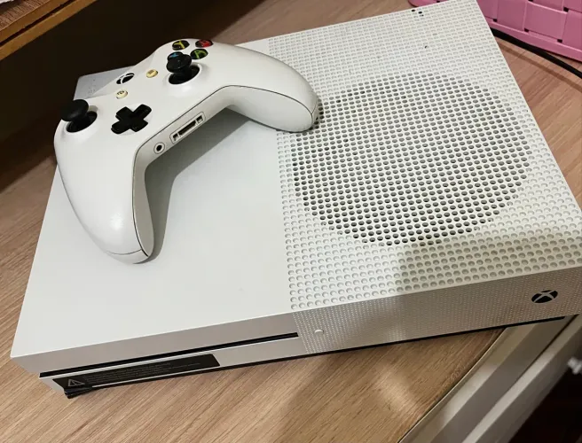 XBOX ONE S 500GB COMPLETO