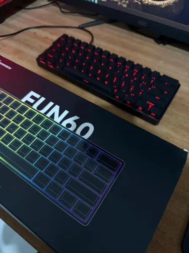 Teclado Magnético Akko Monsgeek FUN60