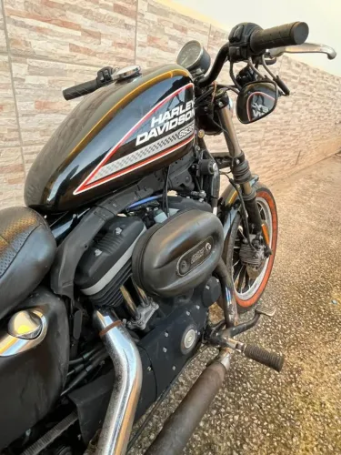 Harley-Davidson XL 883R