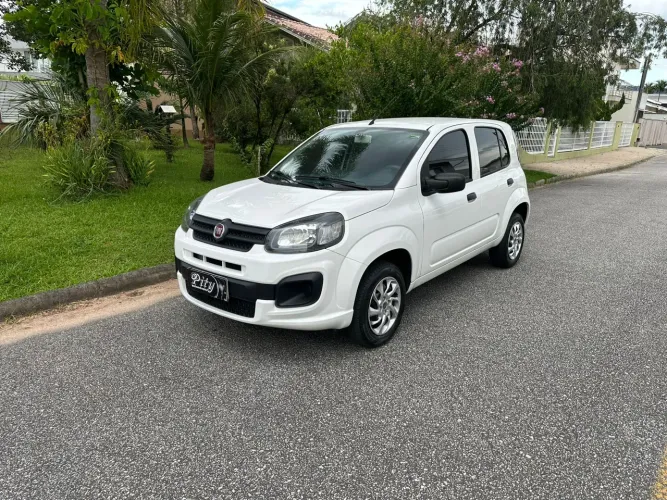 Fiat Uno Attractive 1.0 EVO Fire Flex 8V 5P 2019