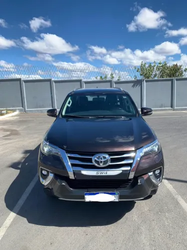 Toyota Hilux SW4 SRX 4X4 2.8 TDI 16V Dies. Aut. 2020