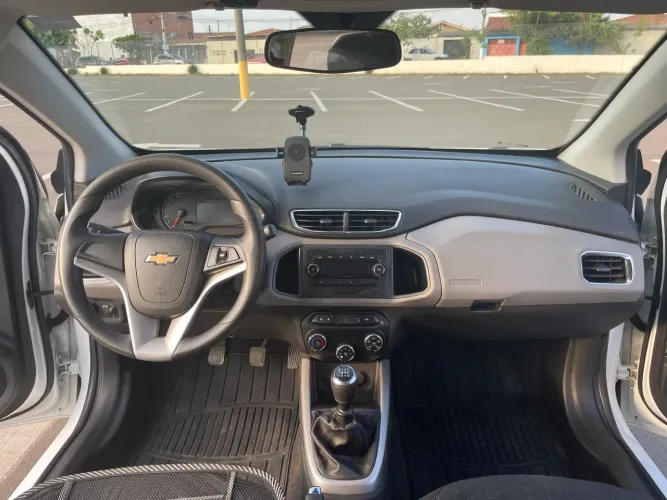 Chevrolet Onix Hatch LT 1.0 8V Flex Mec. 4P 2019