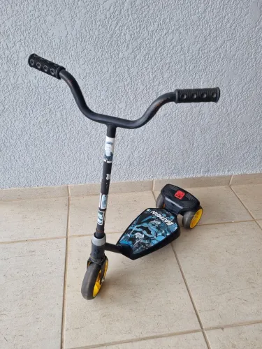 Patinete Batman