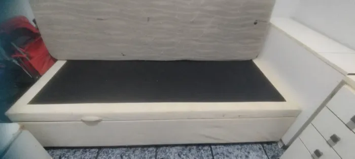 Cama box baú solteiro