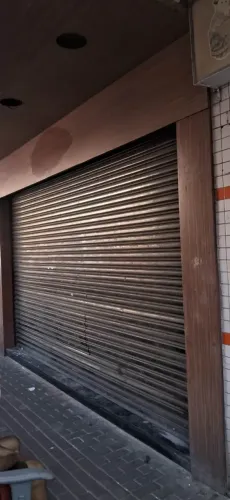 Loja medindo 21 mts em Centro - São Gonçalo - RJ