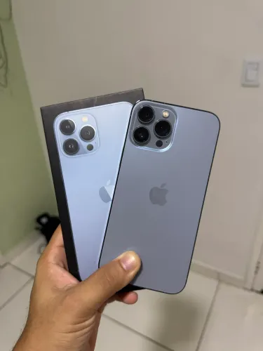 iPhone 13 Pro Max - 256g - azul