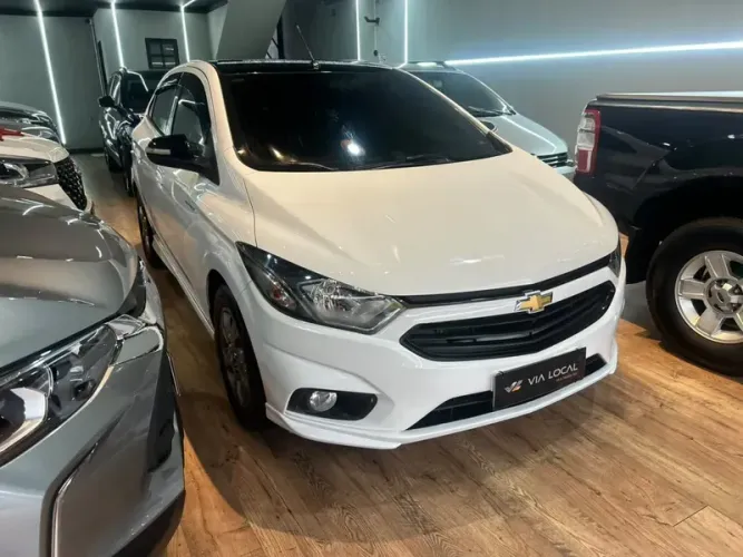 Chevrolet Onix Hatch Effect 1.4 8V Flex Power Mec. 4P 2018