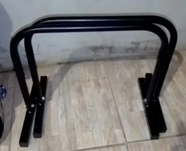 Paralela de chão 
