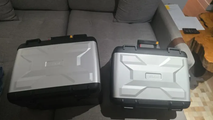 Mala / bagageiro / bolsa lateral Bmw Gs 1250 originais 