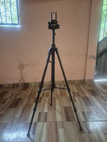 Suporte para celulares e câmeras