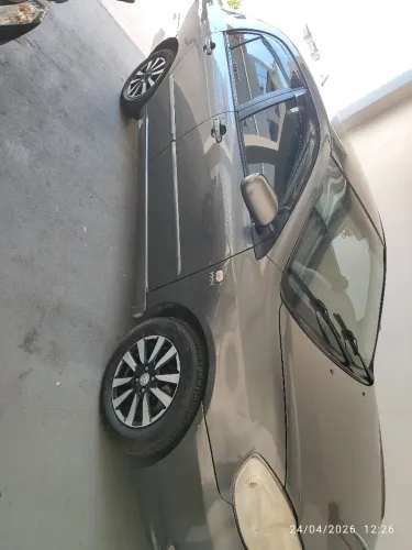 Toyota Corolla XLI 1.6 16V 110cv Aut. 2005