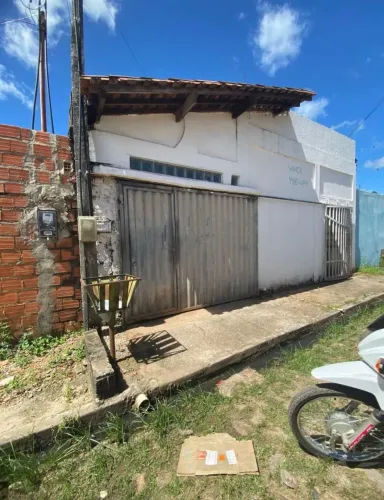 Vende-se casa no bairro verde lar,