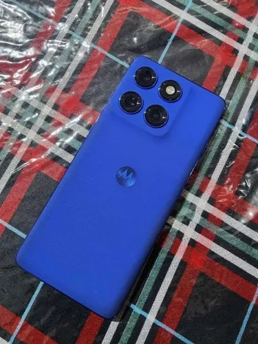 Motorola Edge 60 Pro - 256GB/12 (VENDO OU TROCO)