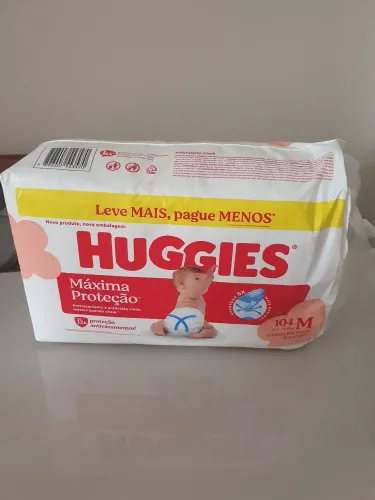 Fraldas Huggies M - 104