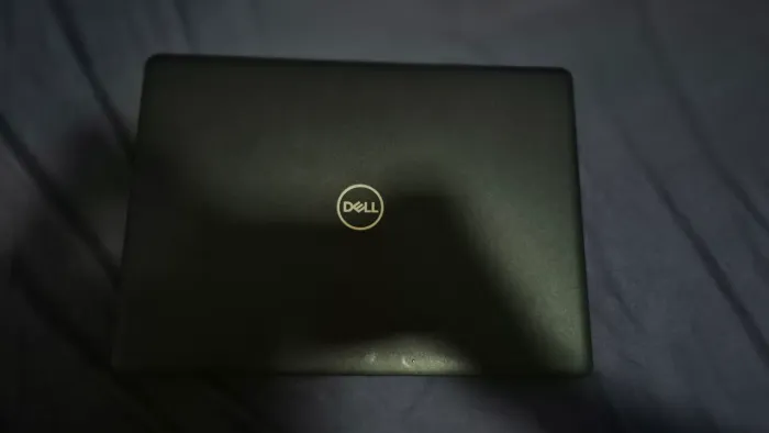 Notebook Dell Latitude 3490 pouco usado. Com mouse, e carregador Original