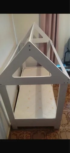 Cama Montessoriana com colchão