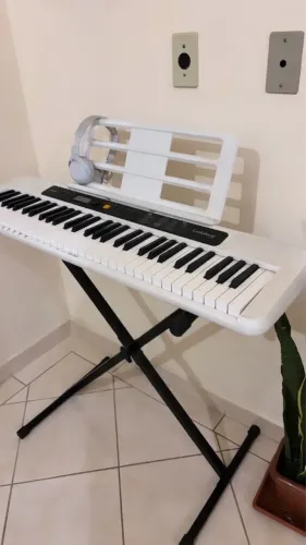 Teclado Casiotone CT-S200