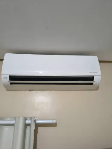 Ar condicionado LG Dual Inverter 9.000 BTU Silencioso com Comando IA de 6 meses de uso