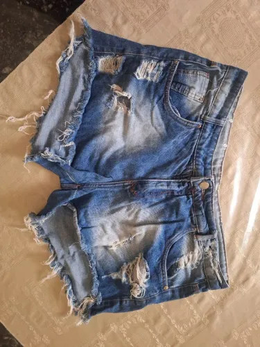 Short jeans