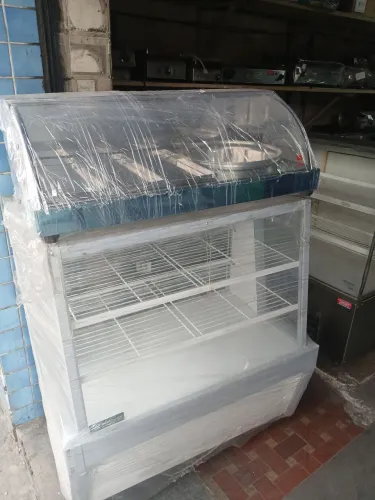 Estufa 3 salgados e uma pizza ou torta
