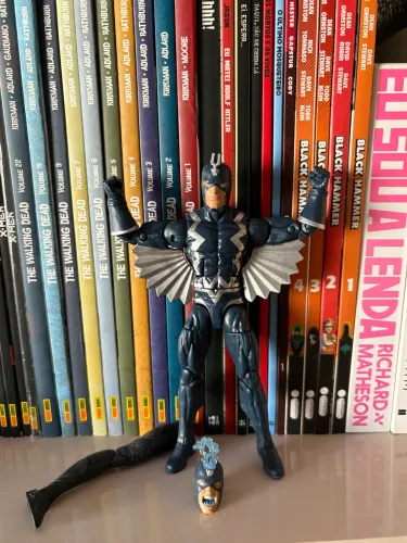 Raio Negro - Marvel Legends