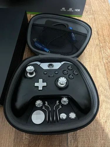 Xbox One X + controle elite 2