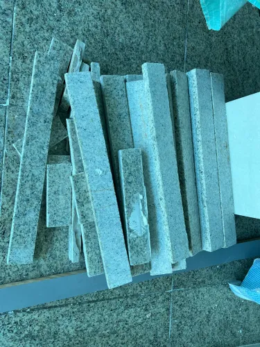 Rodapé de granito Imaculada