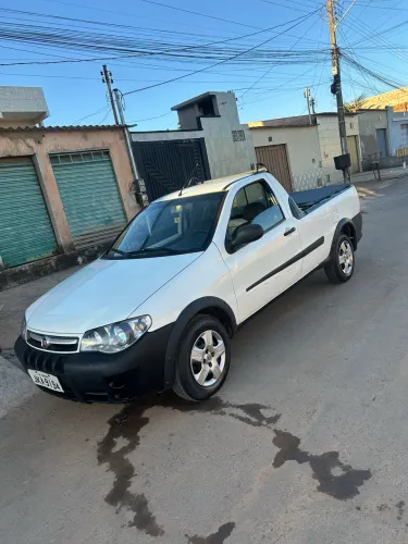 Fiat Strada 1.4 MPI Fire Flex 8V CS 2012