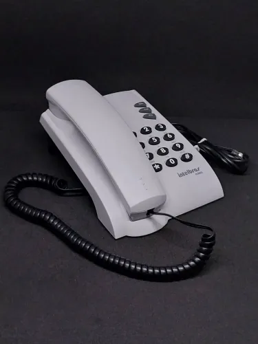 Telefone fixo Intelbras Pleno branco em estado de novo