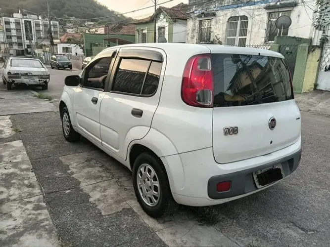 Fiat Uno Vivace Celeb. 1.0 EVO F.flex 8V 5P 2016