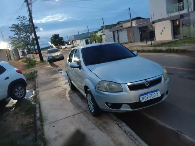 Fiat Siena EL 1.0 MPI Fire Flex 8V 4P 2013
