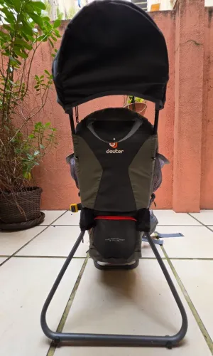 Mochila Deuter Kids Confort 1. MOCHILA TREKKING PARA LEVAR CRIANÇAS