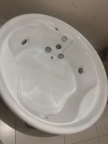 Banheira Jacuzzi de hidromassagem para 2 pessoas