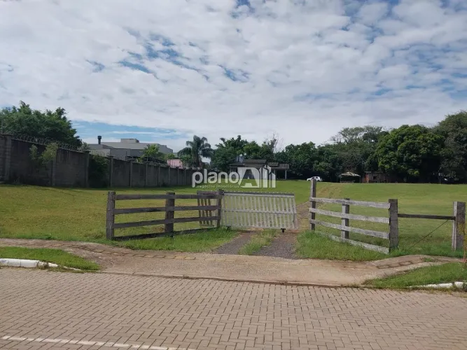 Terreno Comercial para aluguel, com 2.800m², - Neópolis - Gravataí / RS por R$ 7.900,00