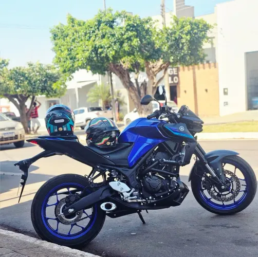 MT-03 2024/2025 - com 5.900km apenas