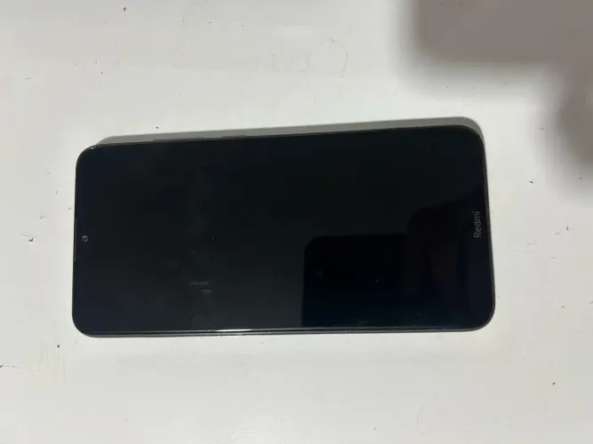 Xiaomi Redmi 8 32GB - Tela Grande, Ótima Bateria e Câmeras Full HD!