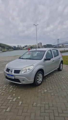 Renault Sandero Authentique Hi-flex 1.0 16V 5P 2010