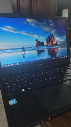 Acer Aspire E1 310