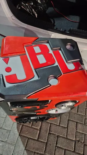 Caixa de som para carro e casa