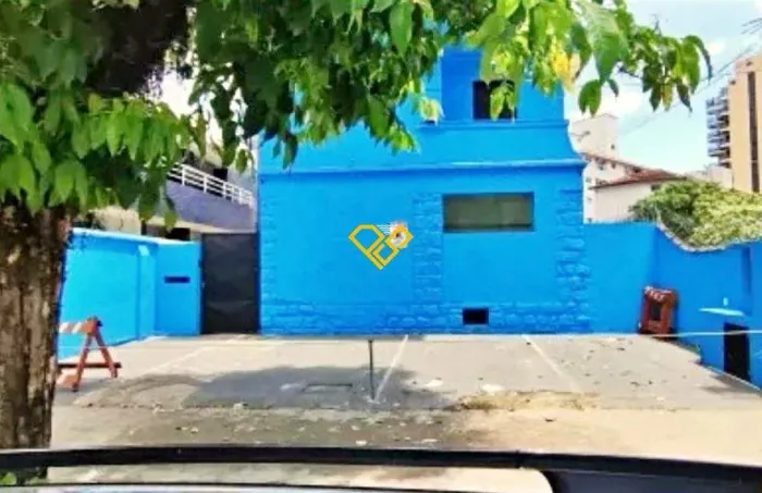 Terreno Comercial para Locação em Santo - Sp