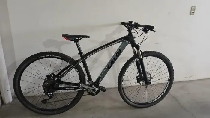 Caloi aro 29 Sport Carbon