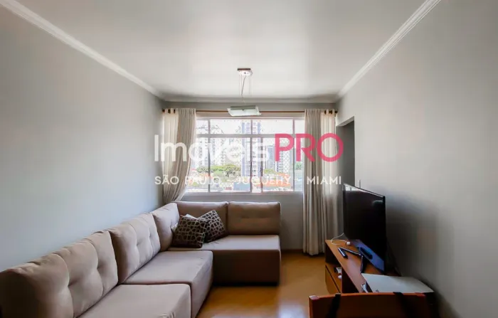 Apartamento à venda na Av Moaci em Moema com excelente custo benefício