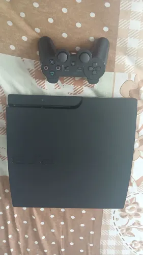 Ps3 slim 500G Desbloqueado lotado de jogos com 1 controle.