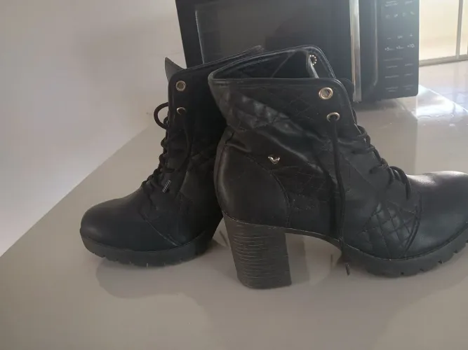 Bota Feminina DAKOTA 