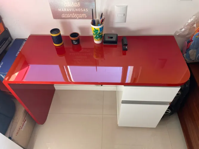 ESCRIVANINHA ótimo estado 