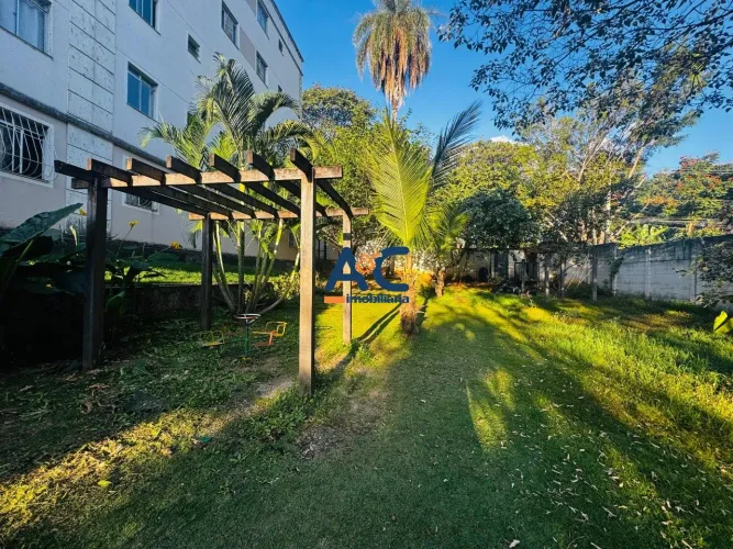 Apartamento com 02 quartos no bairro Paquetá