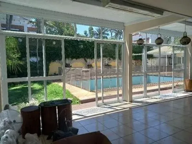 10 Portas de vidro com esquadria de alumínio de correr, de 4 a 4,8 metros. Várias medidas 